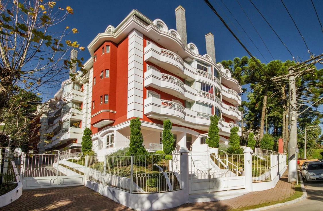 Cobertura Gourmet Duplex Luxo 6 Min Andando Baden Baden * Campos do Jordão